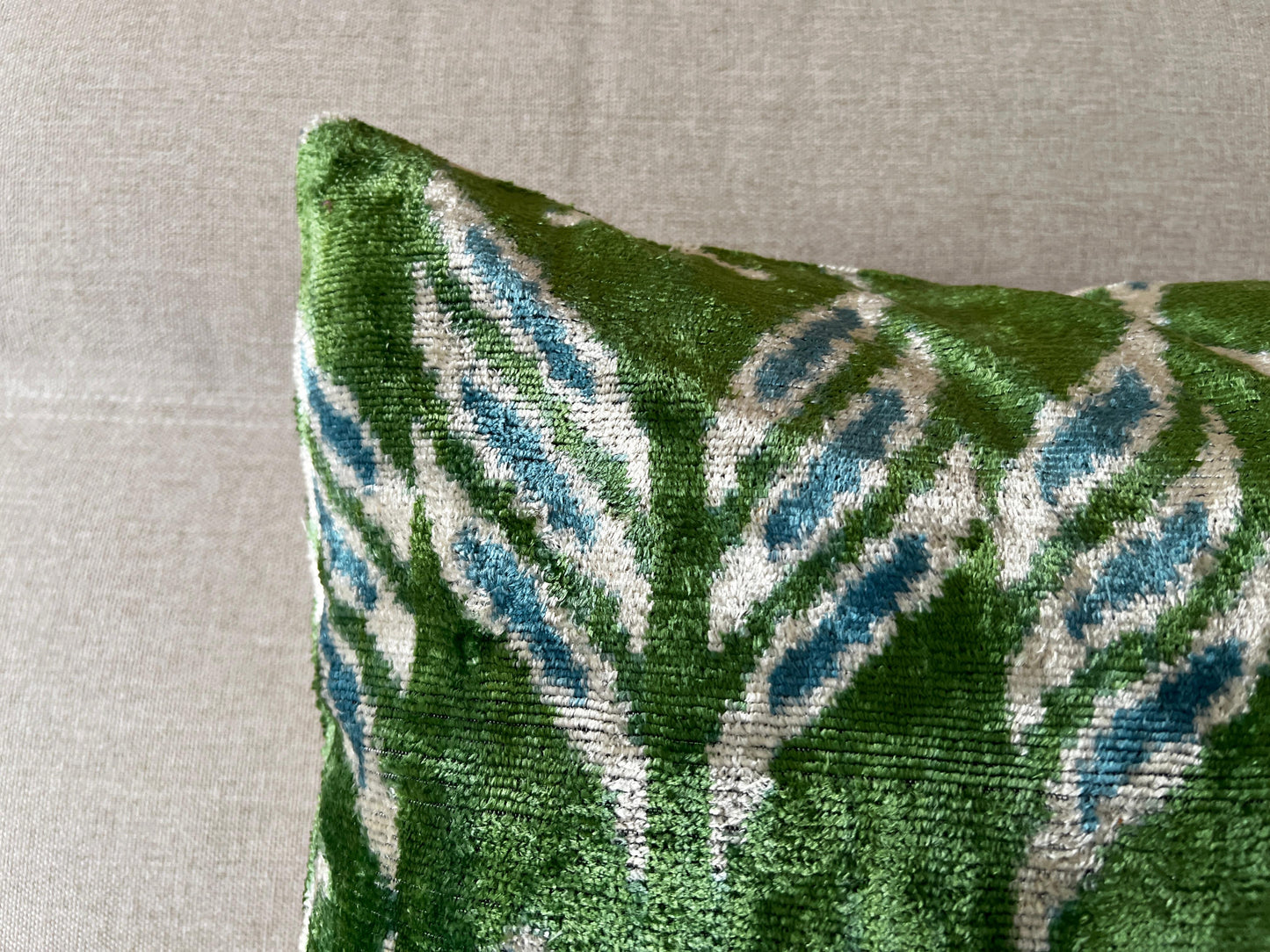 Ikat Velvet silk cushion 50x50cm.