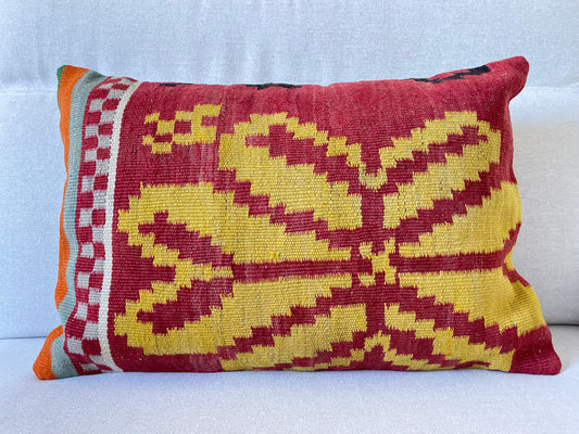 Hand woven Kilim cushion cover (60x40cm)