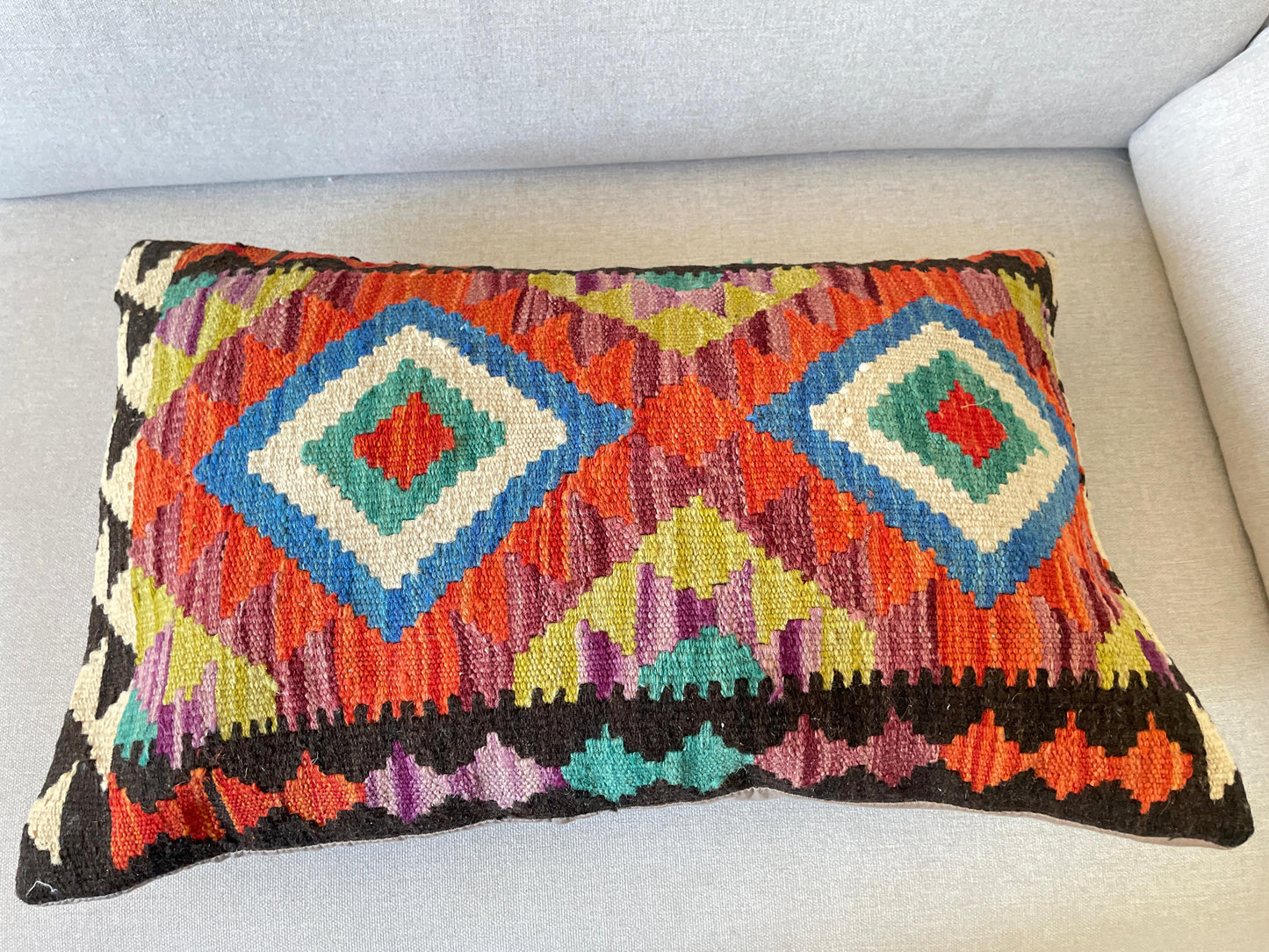 Hand woven Kilim cushion cover (60x40cm)