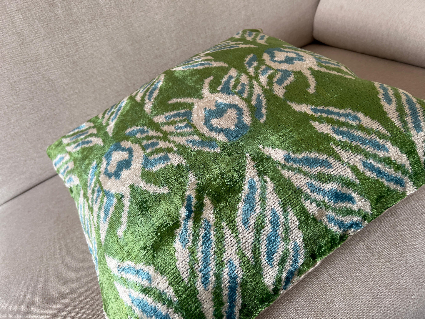 Ikat Velvet silk cushion 50x50cm.