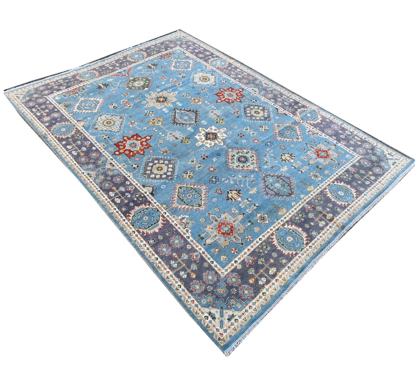 Oriental Stunning Hand knotted Rug.